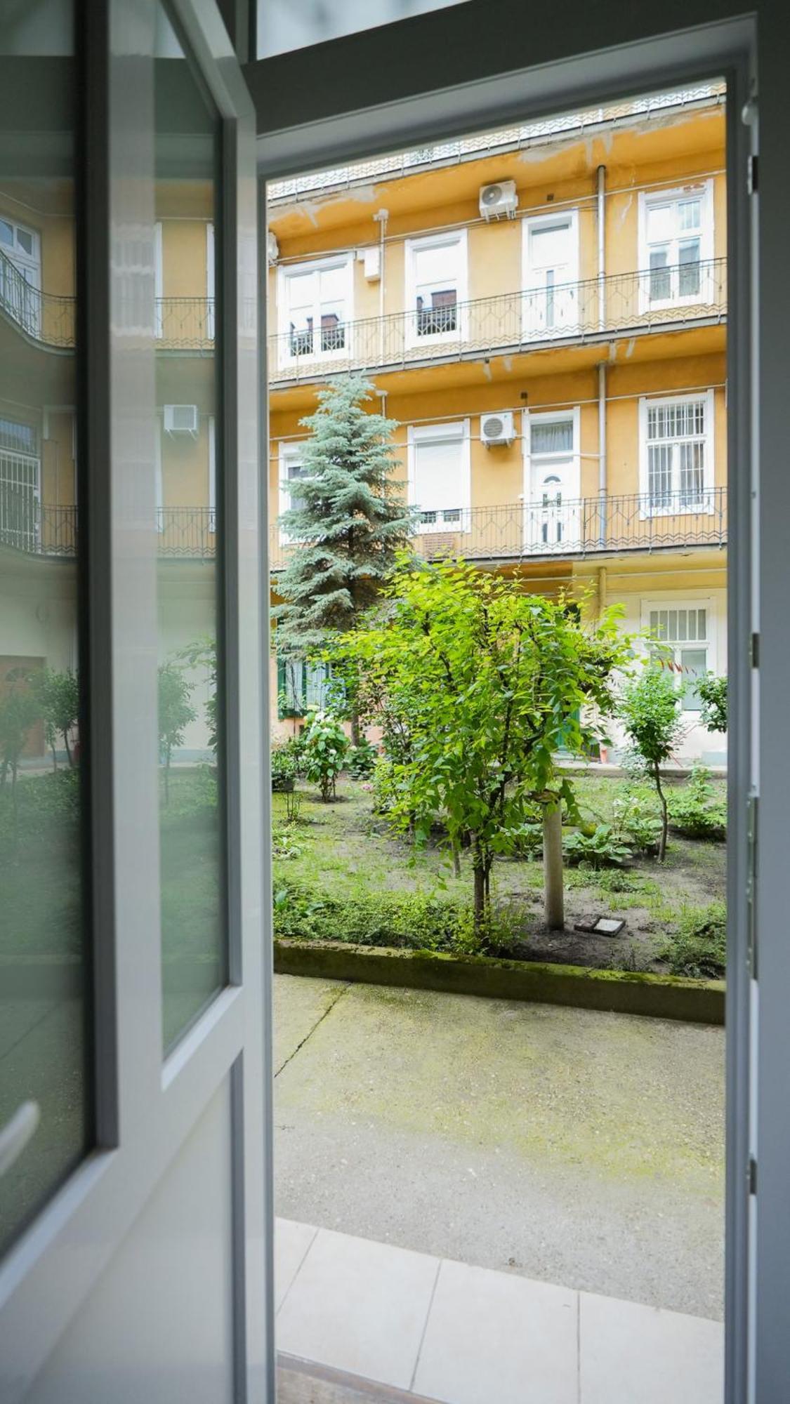 Instant Ruinbar Central Premium Apartment J Будапеща Екстериор снимка